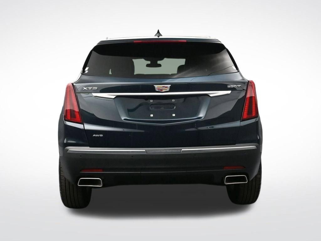 Used 2026 Cadillac XT5 Luxury image 4