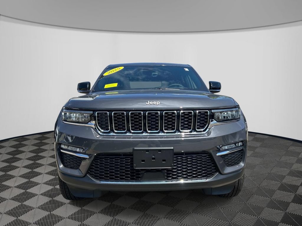 Used 2025 Jeep Grand Cherokee Limited AWD/4WD image 9