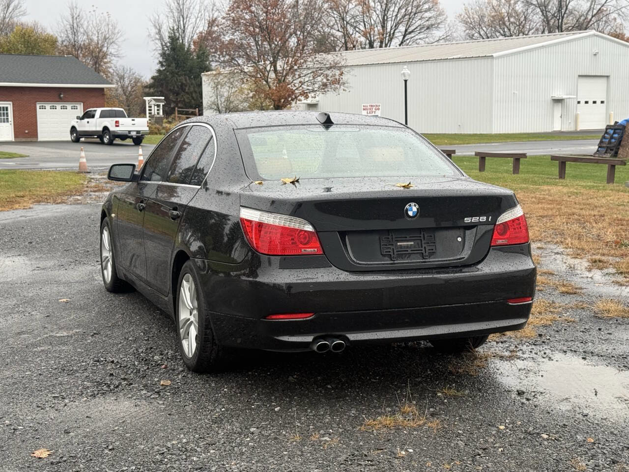 Used 2009 BMW 528i xDrive Sedan image 8
