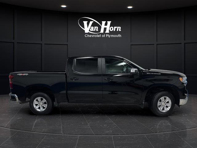 Used 2025 Chevrolet Silverado 1500 LT image 2