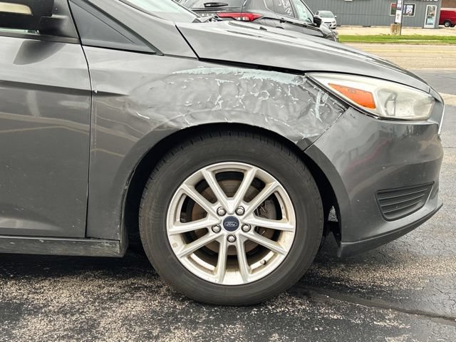 Used 2015 Ford Focus SE FWD image 10