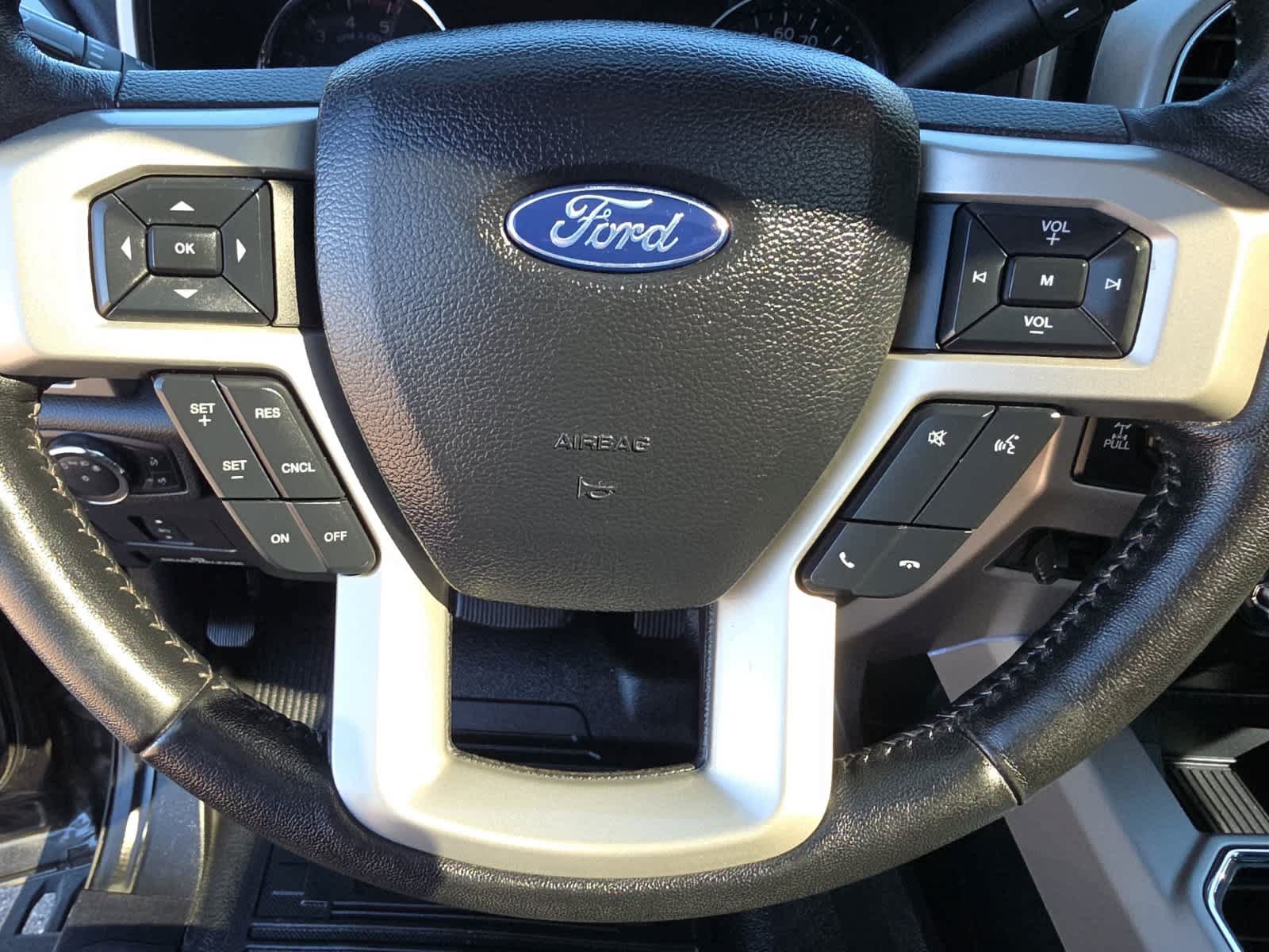 Used 2020 Ford F250 Lariat w/ Tremor Off-Road Package AWD/4WD image 28
