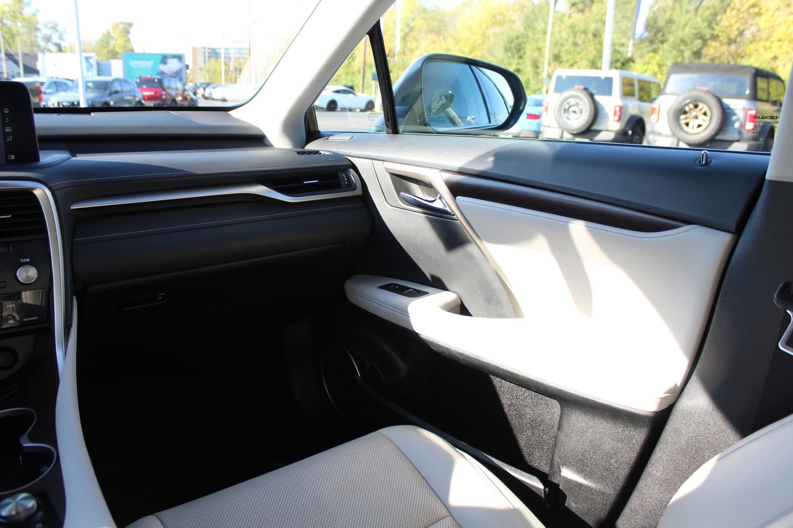 Used 2021 Lexus RX 450h AWD w/ Premium Package image 11