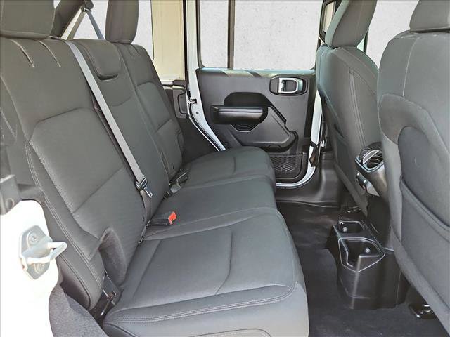 Used 2018 Jeep Wrangler Unlimited Sport S AWD/4WD image 18