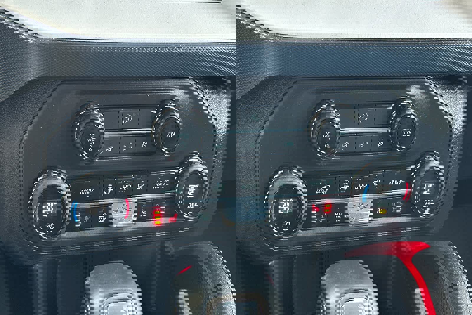 Used 2024 Ford Bronco Heritage Edition image 22