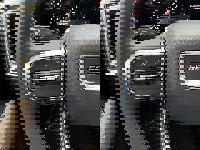 New 2026 GMC Canyon Denali w/ LPO, Denali Black Edition image 23