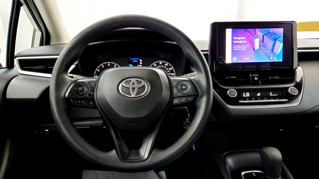 Used 2023 Toyota Corolla LE FWD image 27