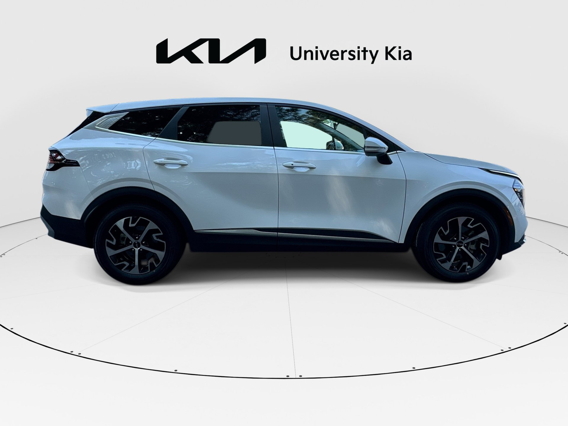 Used 2023 Kia Sportage EX FWD image 9