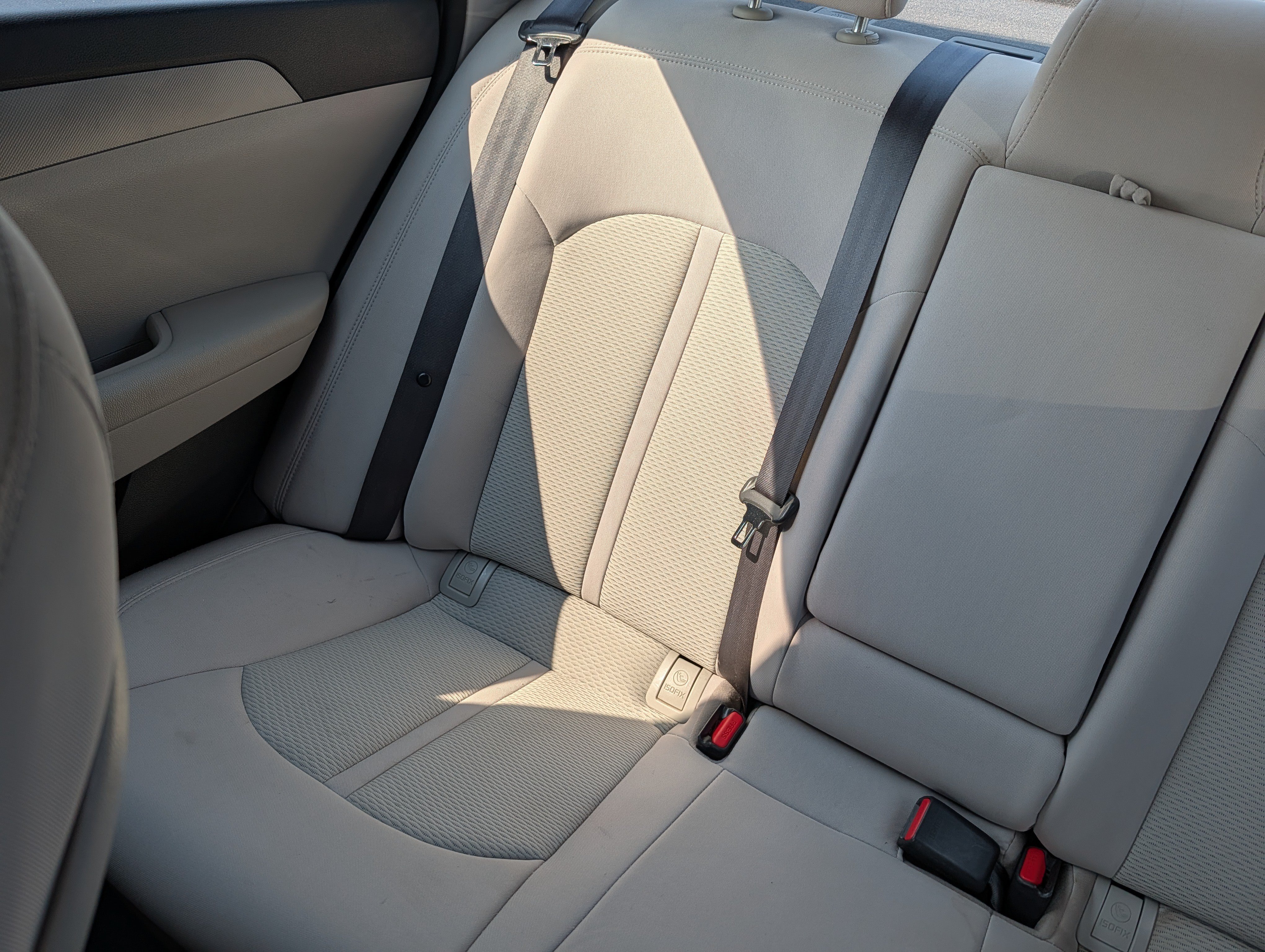 Used 2016 Hyundai Sonata SE w/ Cargo Package FWD image 12