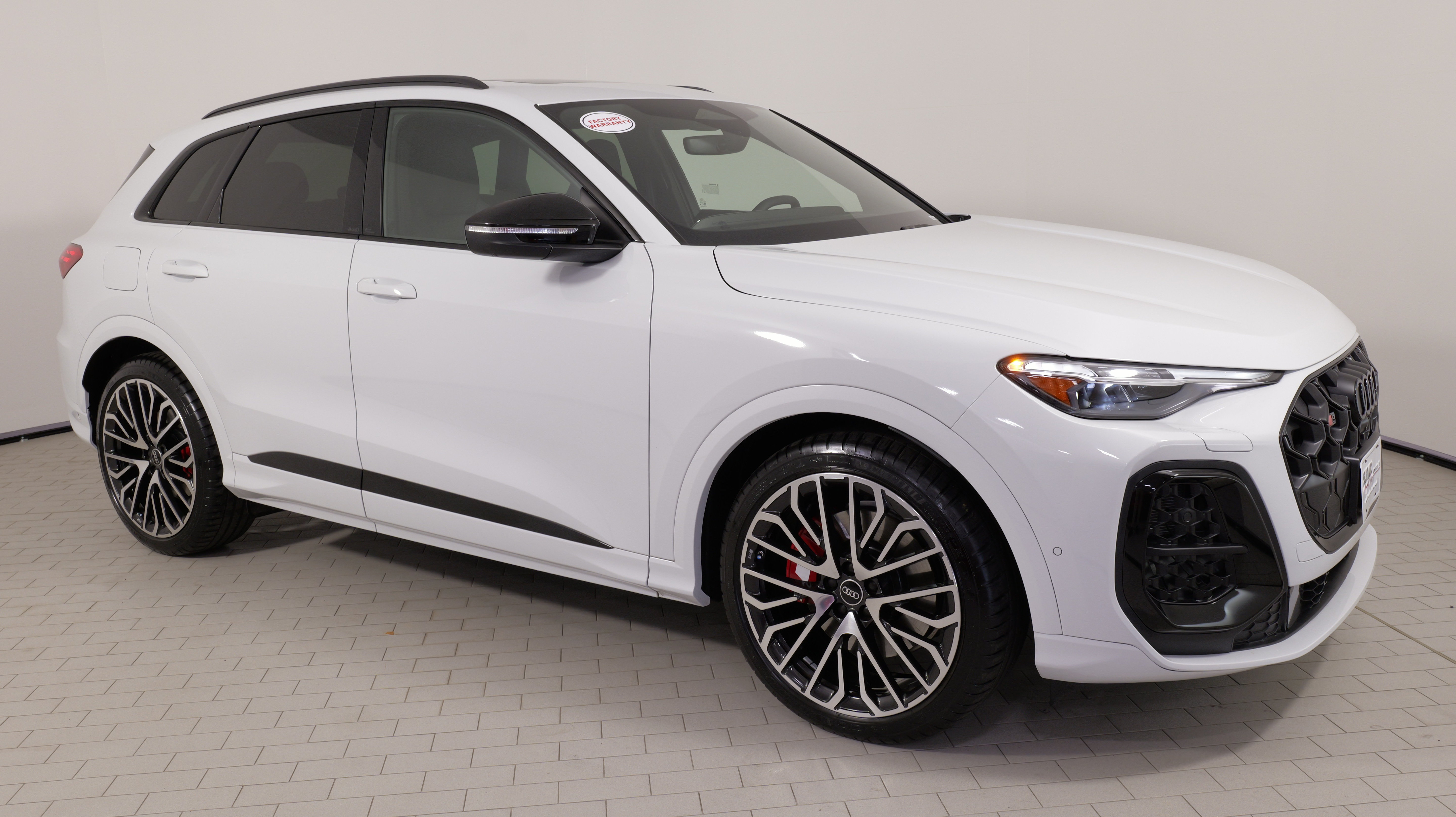 Used 2025 Audi SQ5 Premium Plus AWD/4WD image 8