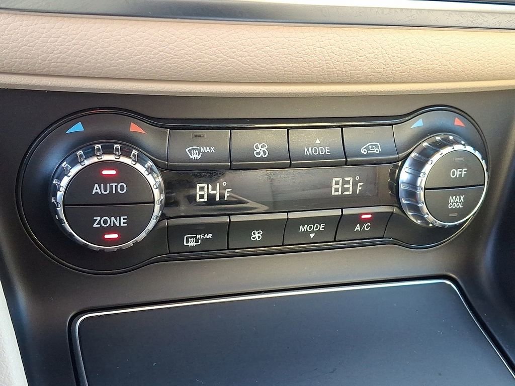 Used 2019 Mercedes-Benz GLA 250 4MATIC image 17