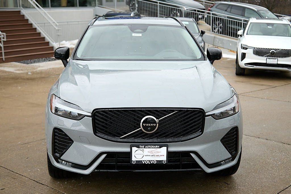 New 2026 Volvo XC60 B5 Ultra w/ Climate Package image 5