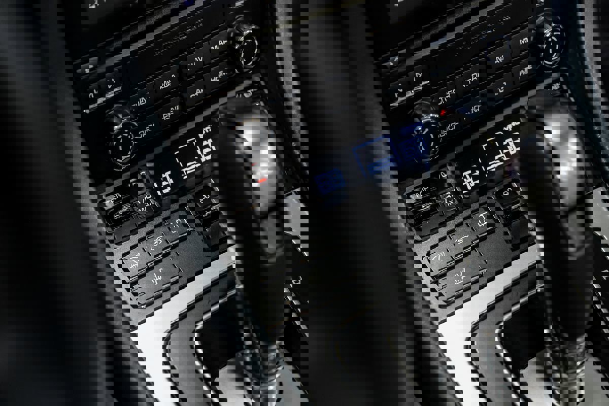 Used 2017 Porsche 911 Carrera image 24