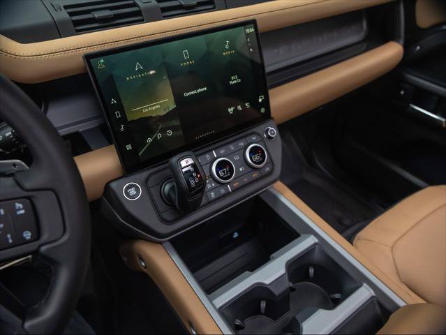 New 2026 Land Rover Defender 90 V8 AWD/4WD image 22