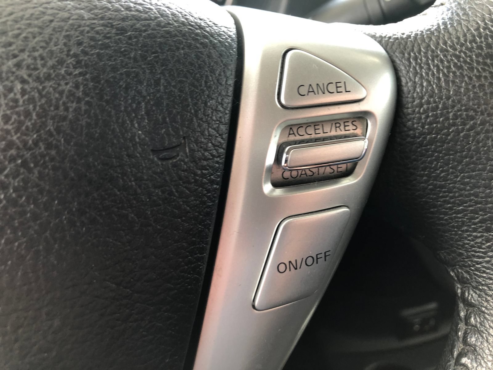 Used 2017 Nissan Versa Note SV FWD image 27