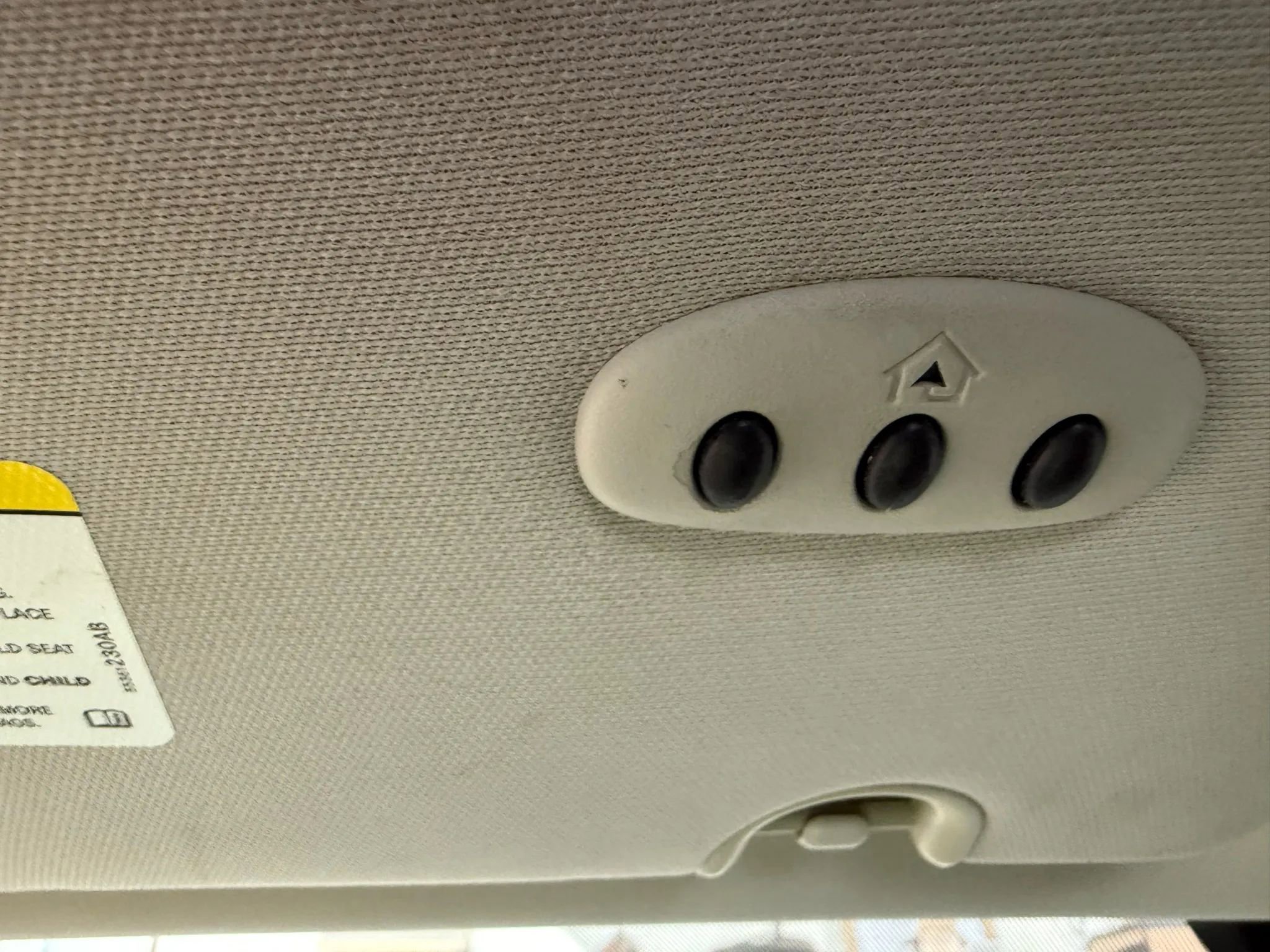 Used 2014 Chrysler Town & Country Touring-L w/ Driver Convenience Group image 19