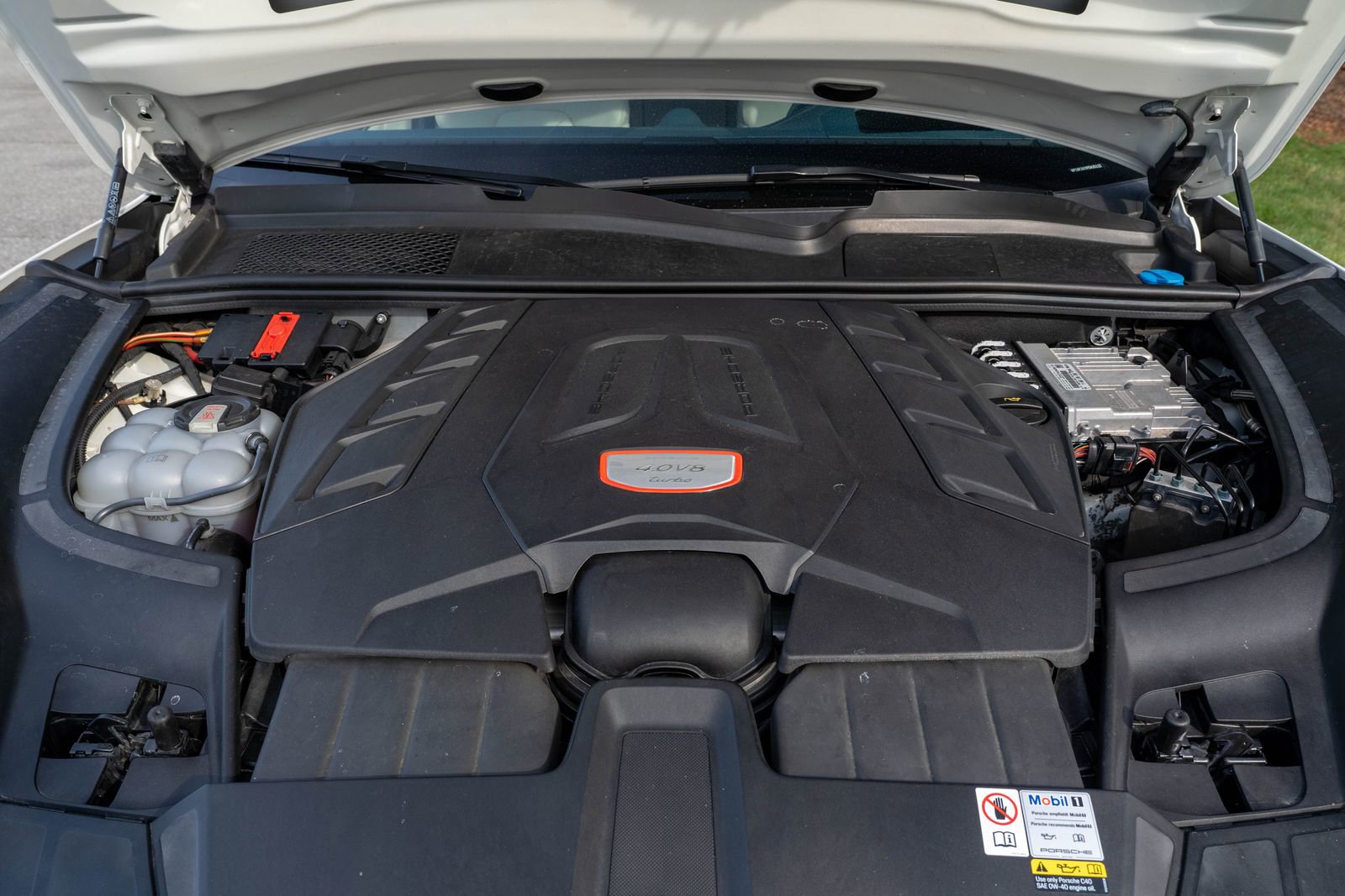 Certified 2023 Porsche Cayenne Turbo image 17