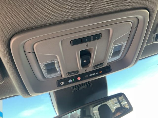 Used 2025 Chevrolet Silverado 2500 LTZ w/ LTZ Plus Package image 20