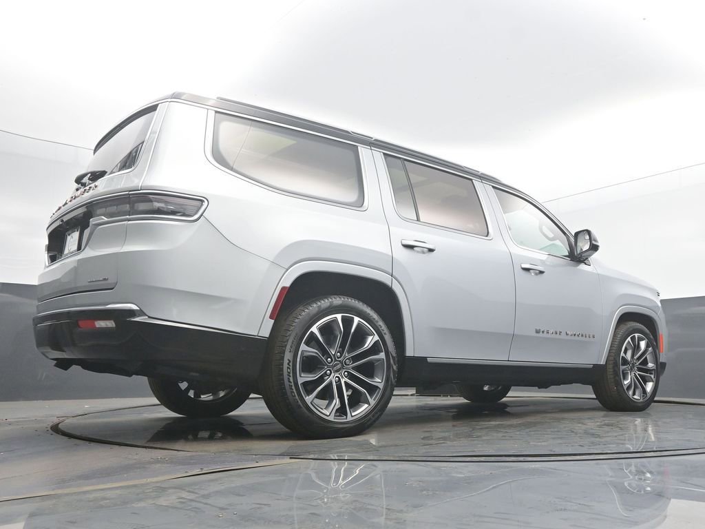 Used 2023 Jeep Grand Wagoneer Series III image 53