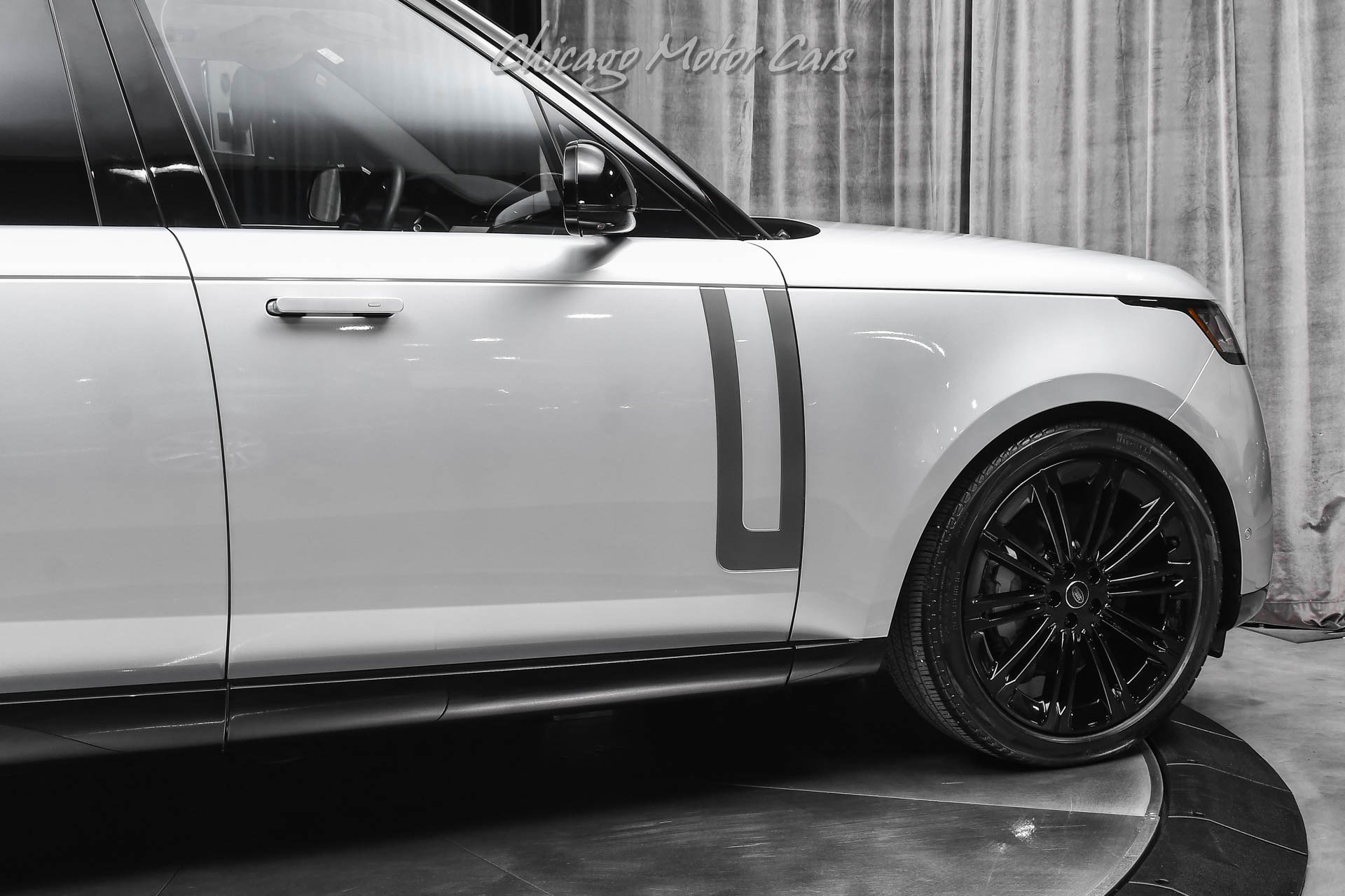 Used 2024 Land Rover Range Rover SE image 50