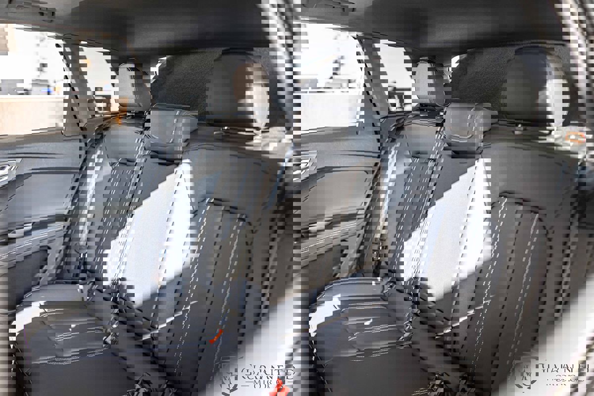 Used 2024 Audi Q4 e-tron Premium Plus w/ Premium Plus image 32