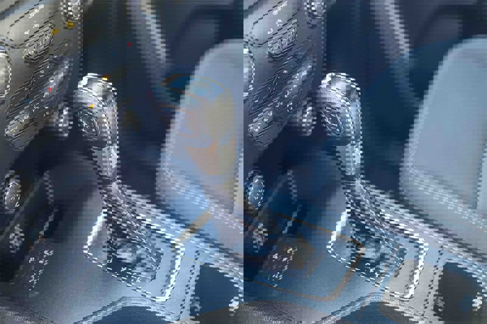 Used 2019 Ford Ranger XLT w/ Equipment Group 301A Mid image 18