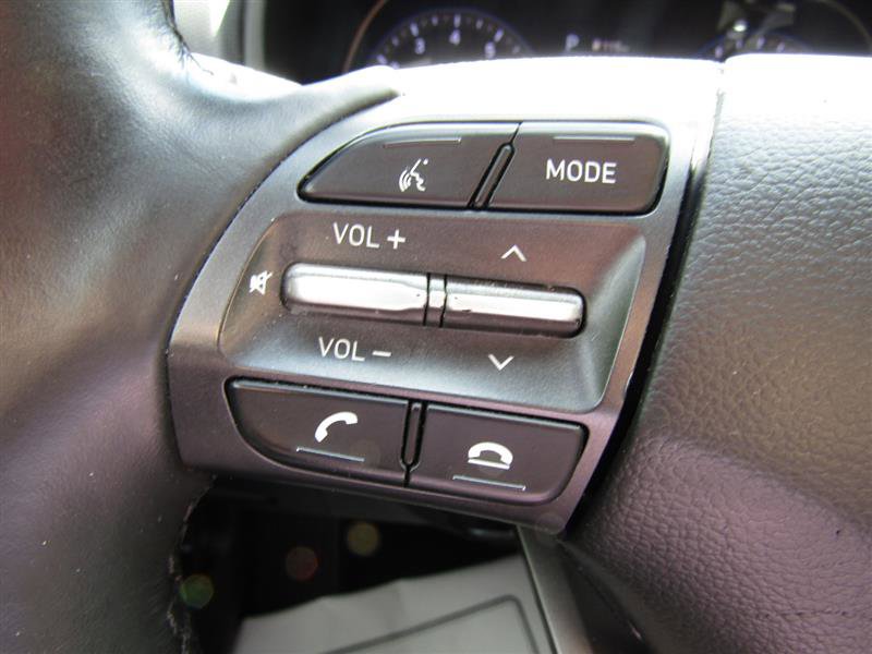 Used 2021 Hyundai Kona Limited image 14