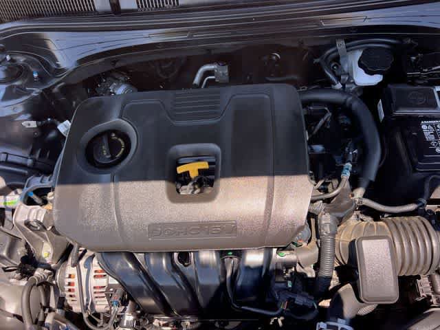 Used 2023 Kia Forte LXS w/ LXS Technology Package FWD image 10