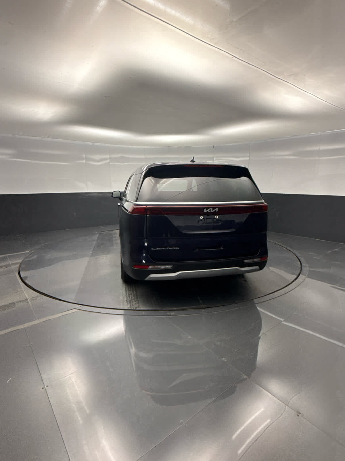 Used 2022 Kia Carnival LX FWD image 43