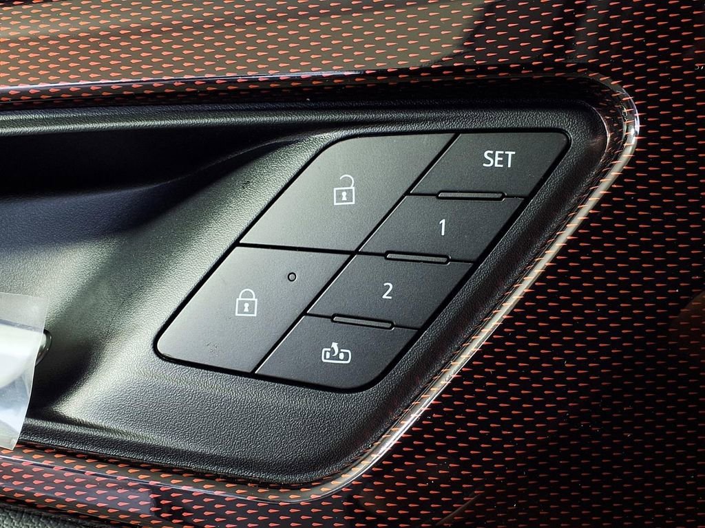 New 2026 Chevrolet Traverse RS AWD/4WD image 17