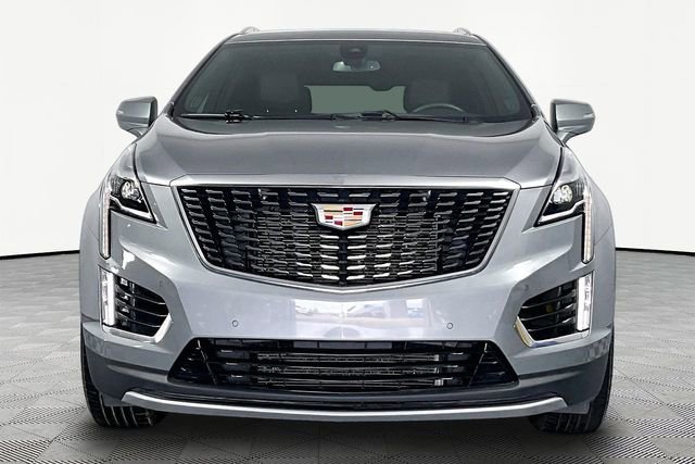 Used 2025 Cadillac XT5 Premium Luxury FWD image 3