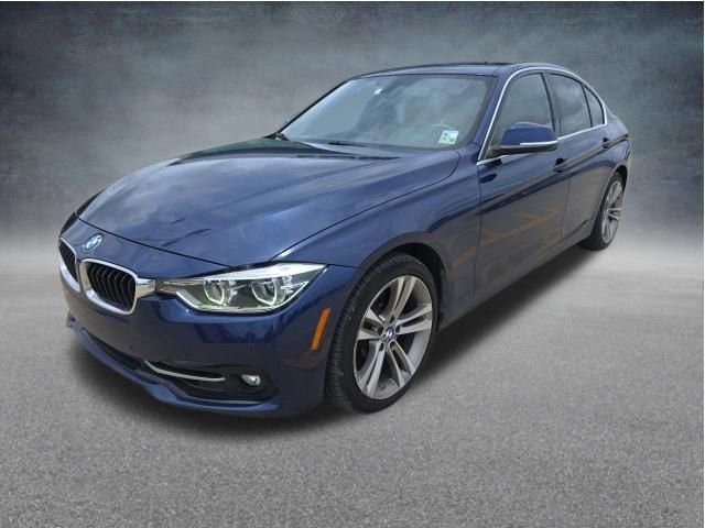 Used 2017 BMW 330i Sedan RWD image 4
