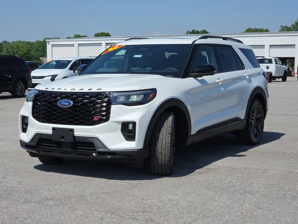 New 2026 Ford Explorer ST w/ Sun And Sound Package AWD/4WD image 3