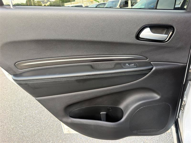 Used 2023 Dodge Durango SXT RWD image 20