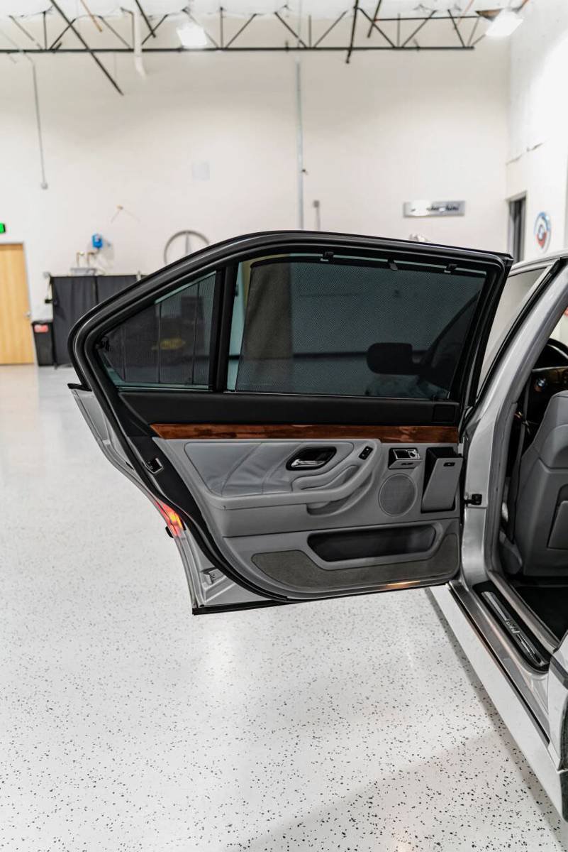 Used 2001 BMW 740iL RWD image 15