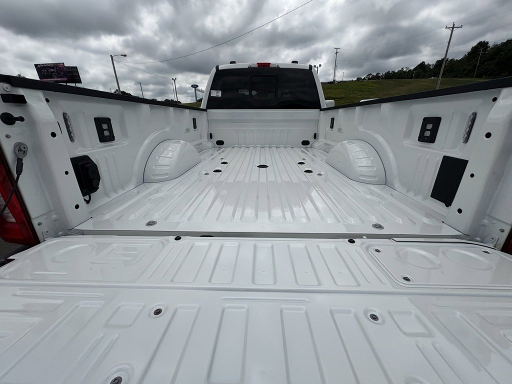 New 2026 Ford F350 Lariat w/ Lariat Premium Package image 19
