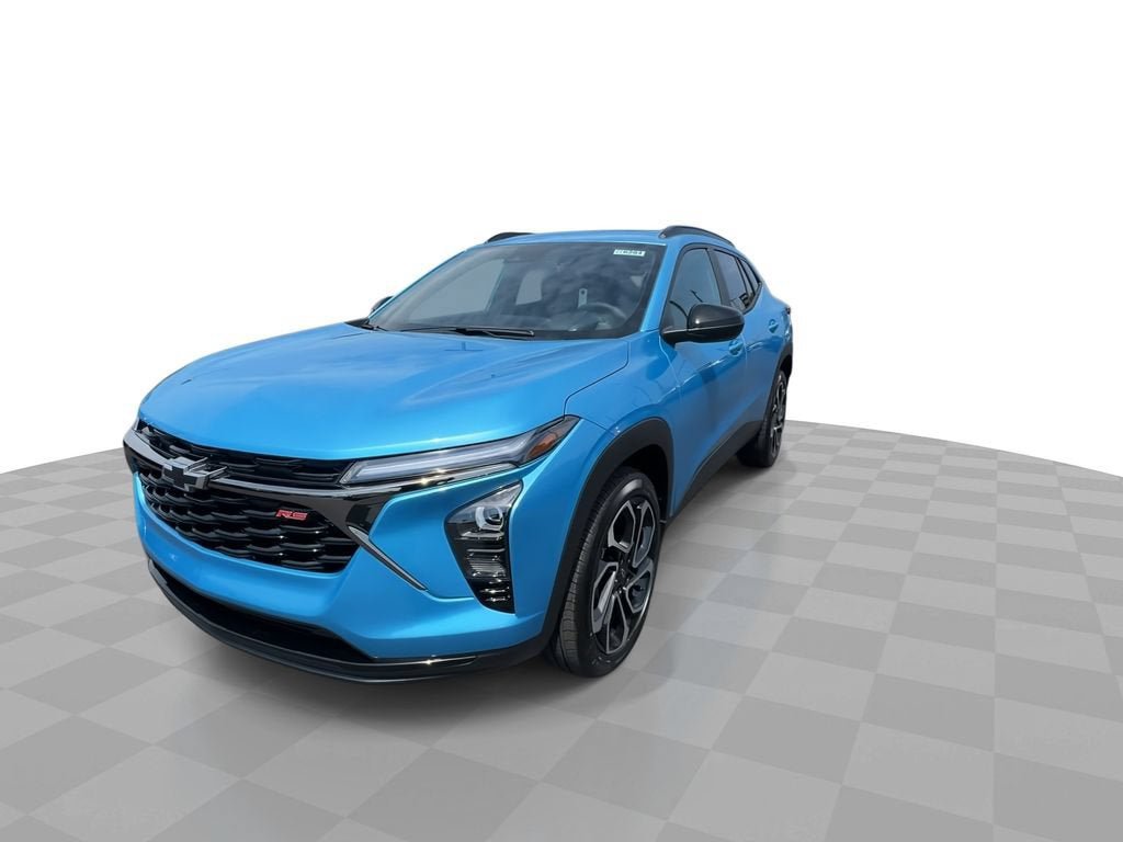 New 2026 Chevrolet Trax RS w/ Sunroof Package FWD image 3