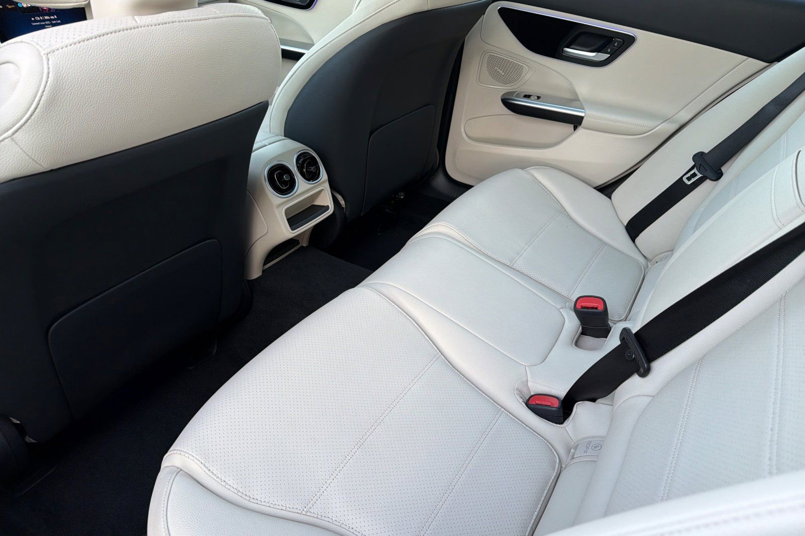 Certified 2025 Mercedes-Benz C 300 Sedan image 13