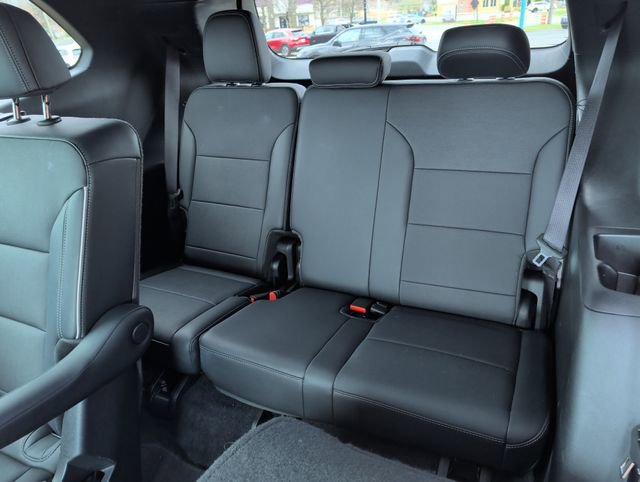 Certified 2025 Buick Enclave Preferred image 29