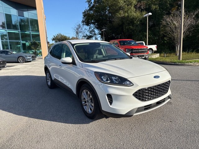 Used 2020 Ford Escape SE image 8