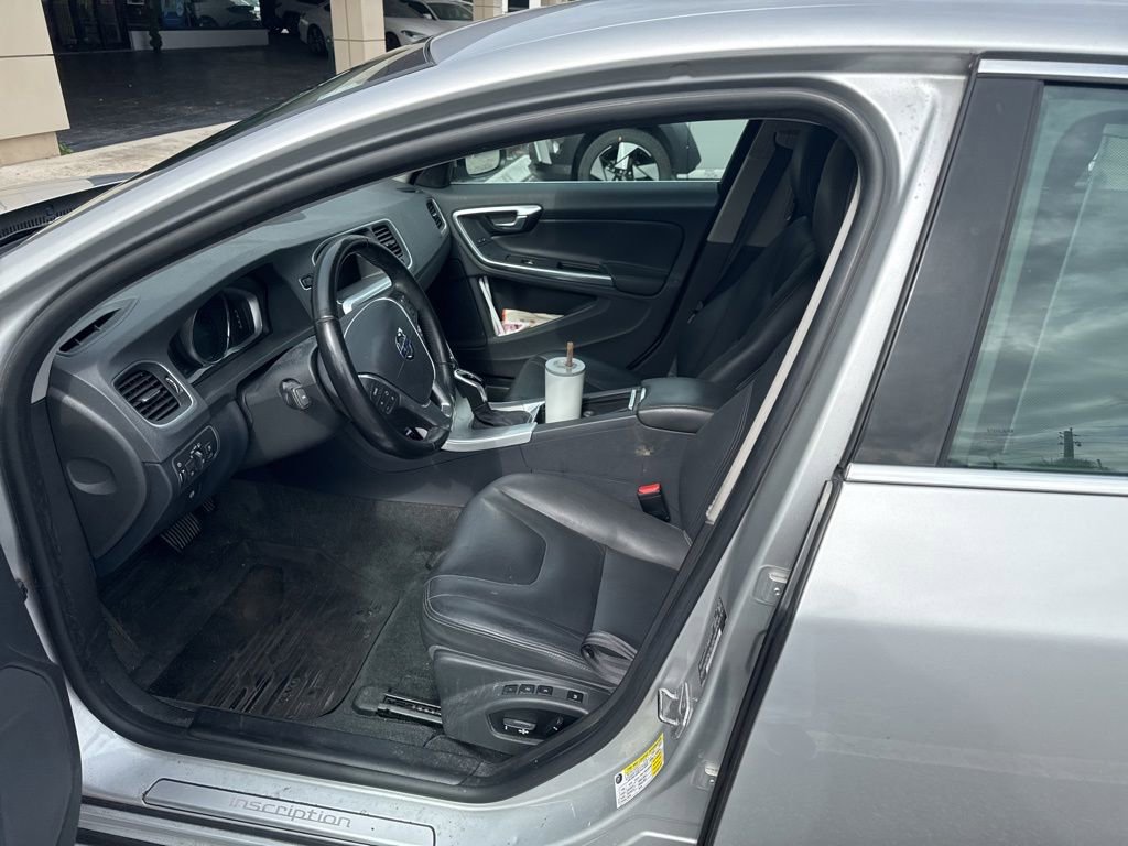 Used 2017 Volvo S60 T5 Inscription w/ Convenience Package AWD/4WD image 12
