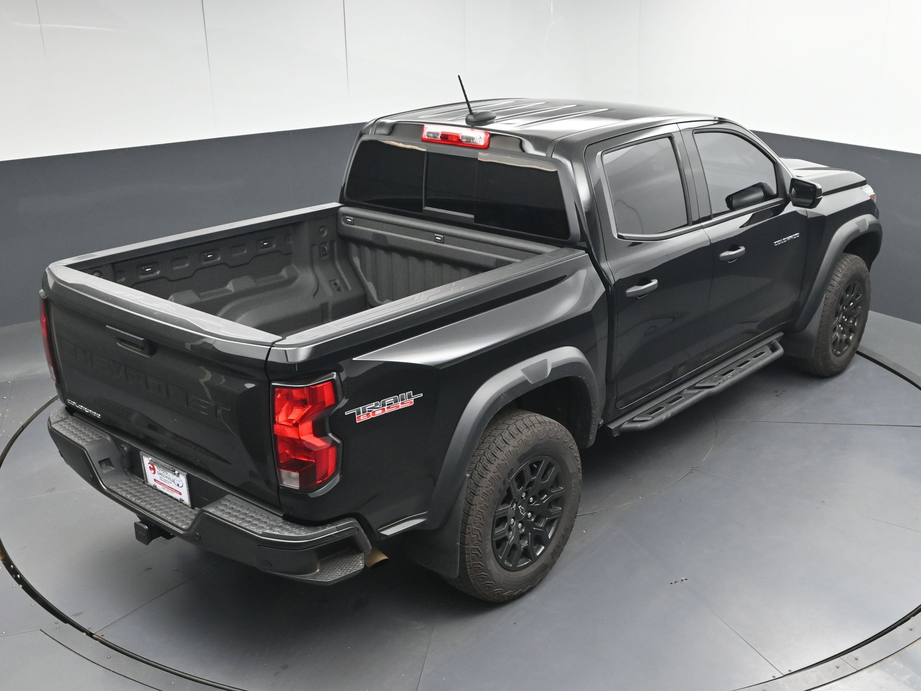 Used 2024 Chevrolet Colorado Trail Boss w/ Technology Package image 34