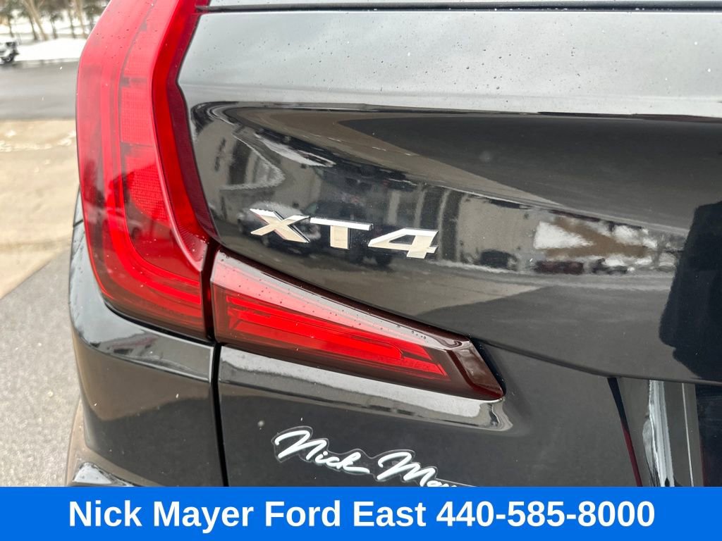 Used 2025 Cadillac XT4 Premium Luxury image 24