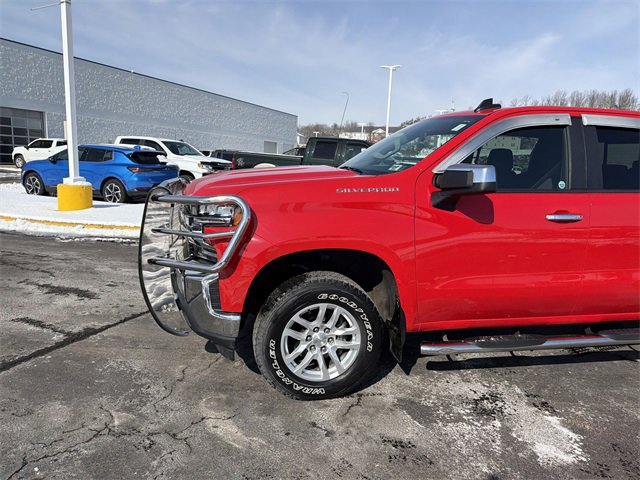 Used 2019 Chevrolet Silverado 1500 LT w/ All-Star Edition image 9