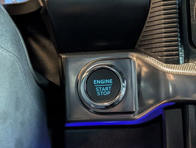 Used 2025 Ford F150 Raptor image 23