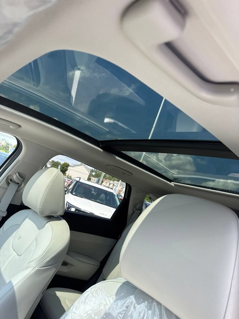 New 2026 Kia Sorento S w/ S Panoramic Sunroof Package AWD/4WD image 12