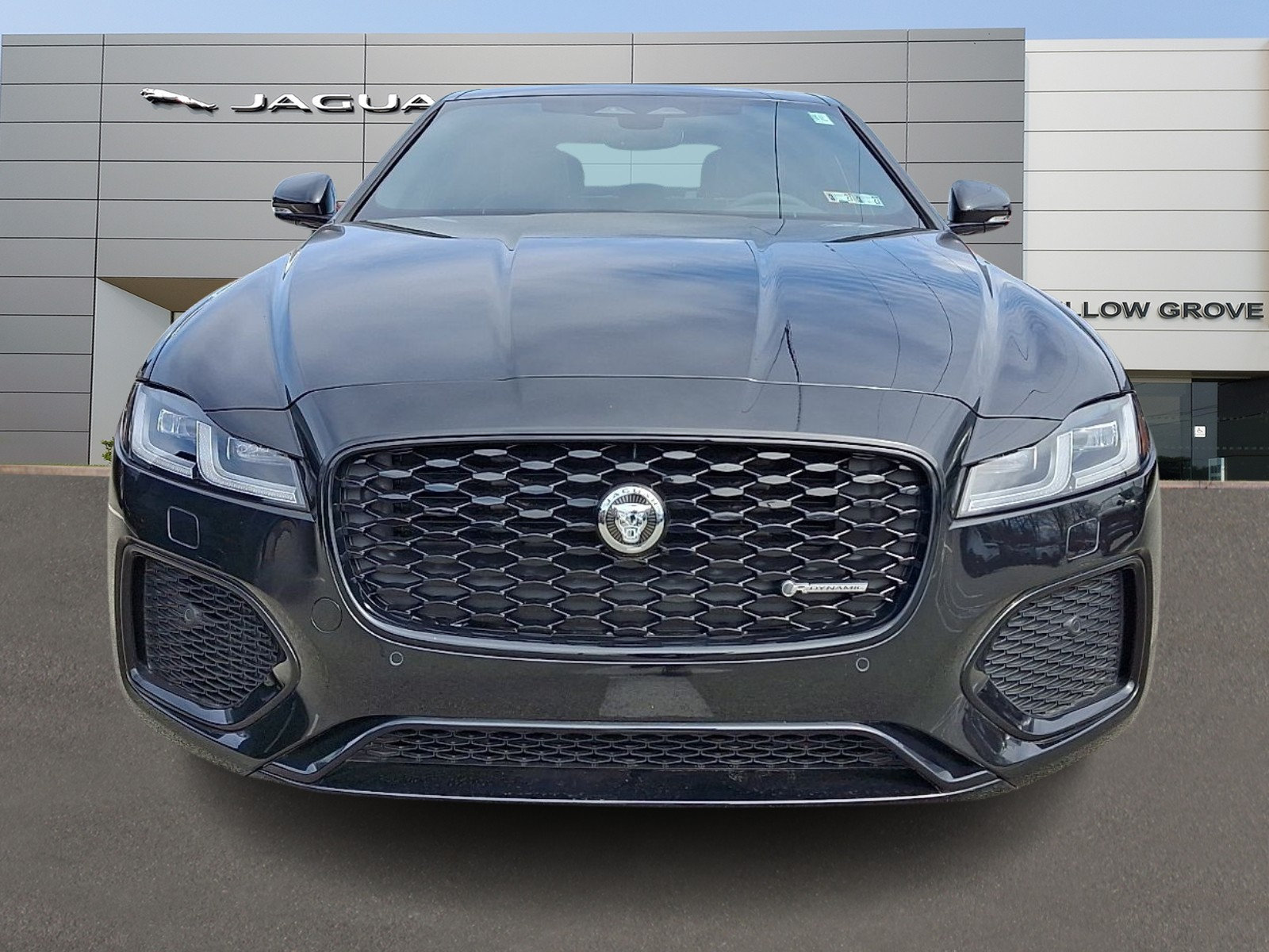 New 2024 Jaguar XF R-Dynamic SE AWD/4WD image 7