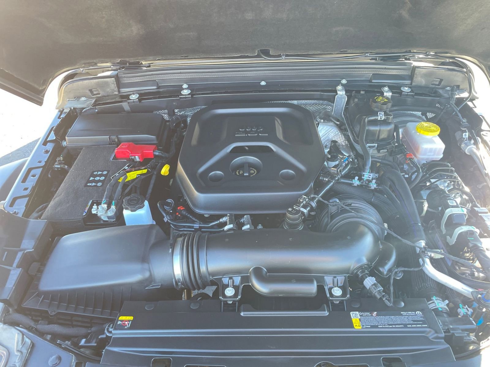 Used 2025 Jeep Wrangler Unlimited Rubicon image 32