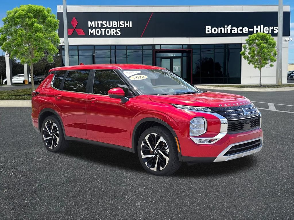 Used 2024 Mitsubishi Outlander SE Black Edition