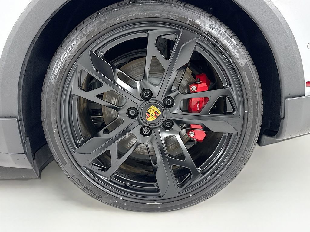 Certified 2023 Porsche Taycan 4S AWD/4WD image 32